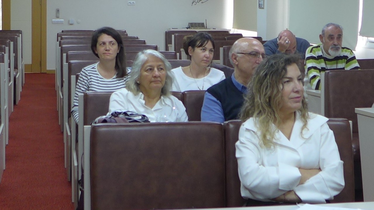 Kuşadası Ticaret Odası'nda "Problem Çözme Teknikleri" eğitimi gerçekleştirildi