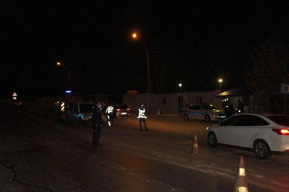 Kuşadası’nda 10 yıl 10 ay hapis cezası bulunan zanlı yakalandı 