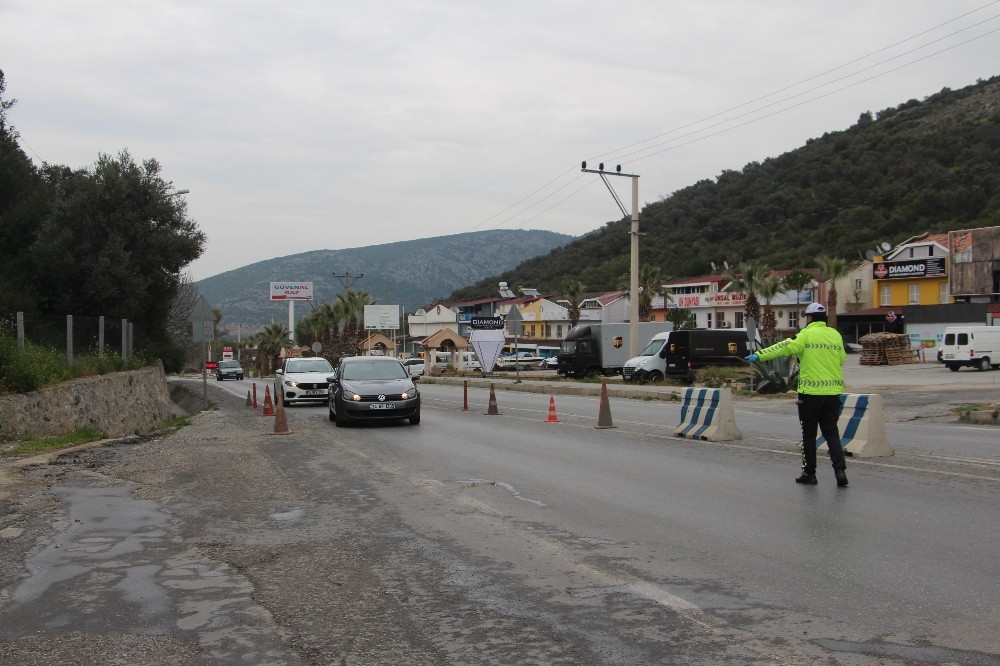 Kuşadası’nda aranan 2 kişi yakalandı 
