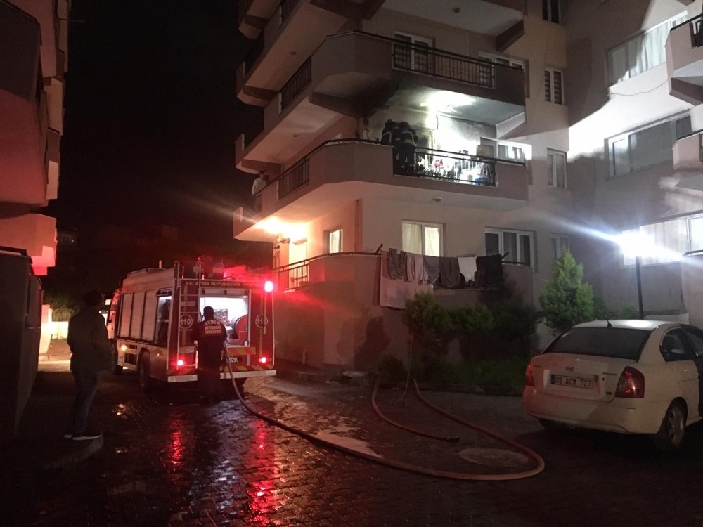 Kuşadası’nda ev yangını 