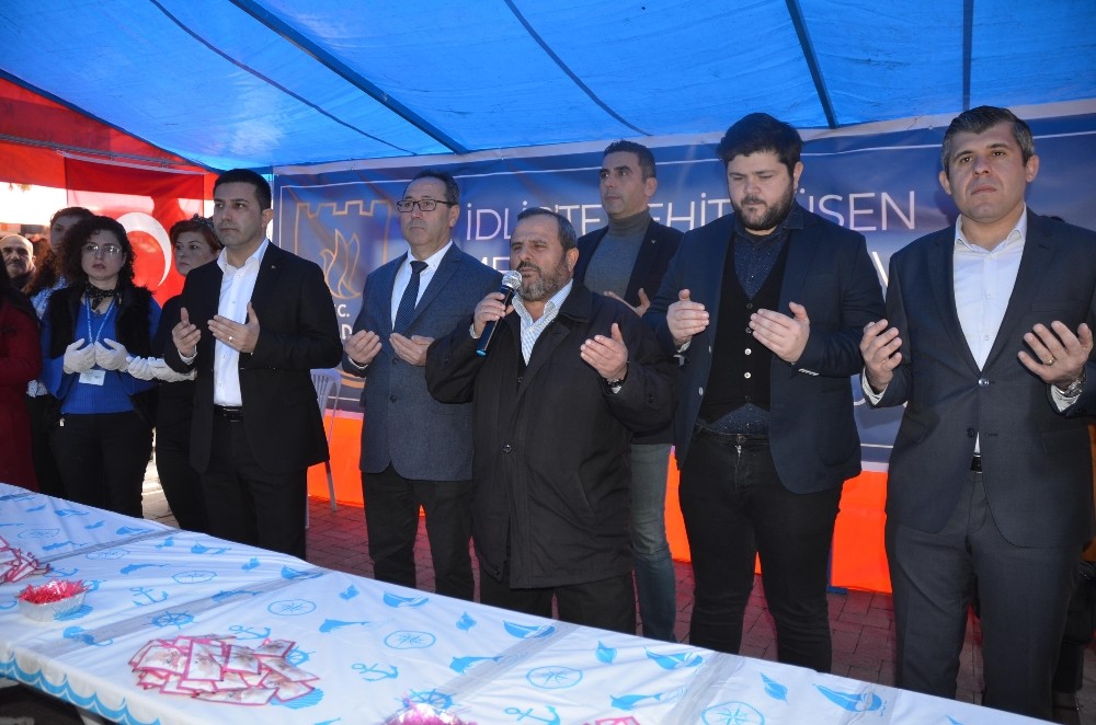 Kuşadası’nda İdlib şehitleri dualarla anıldı 