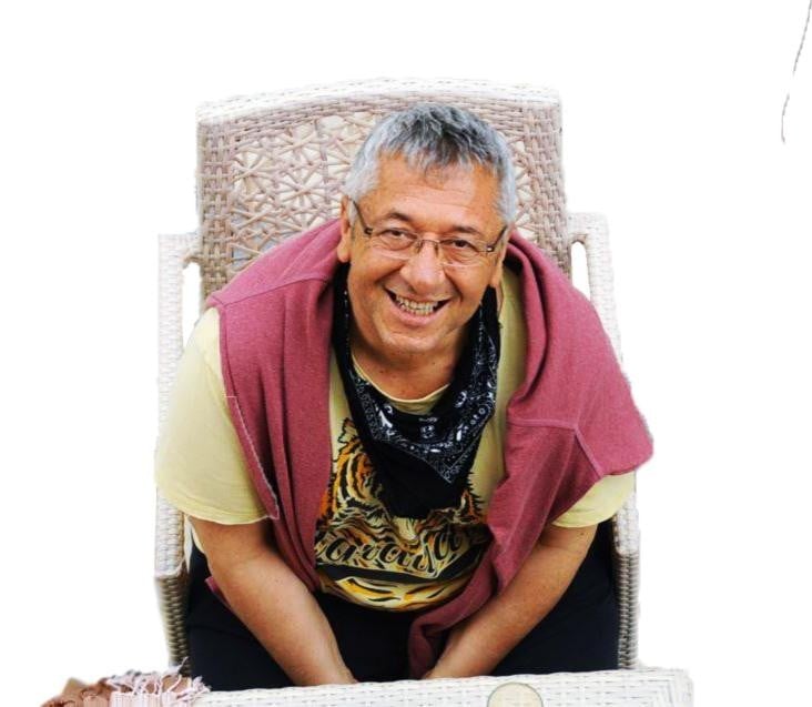 Kuşadası’nda Mavi İnsan Mustafa Veli’nin ismi ölümsüzleşti 