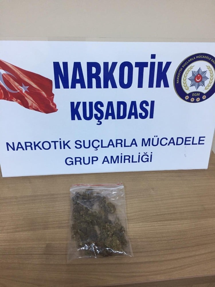 Kuşadası’nda uyuşturucu operasyonu 