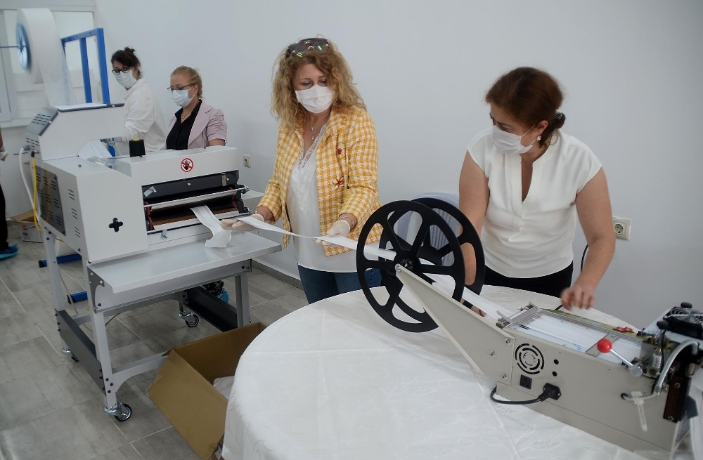 Kuşadası’ndaki kadın güç birliğine Başkanın eşinden destek 