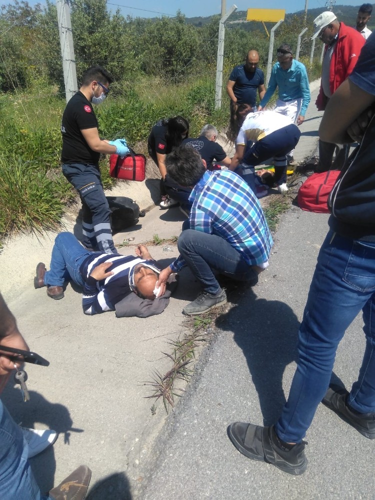 Kuşadası’ndaki trafik kazasında baba ve kızı yaralandı 