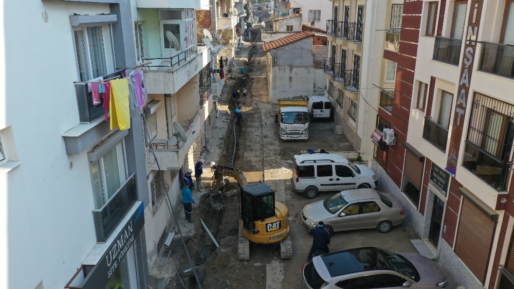 Kuşadası’nın 40 yıllık altyapısı yeniliyor 