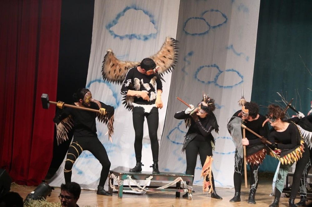 ‘Kuşlar’ ODÜ’de sahnelendi 