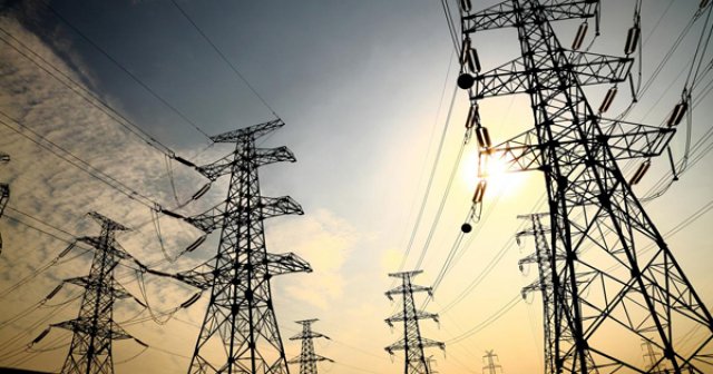 Kuşlar trafoyu patlattı