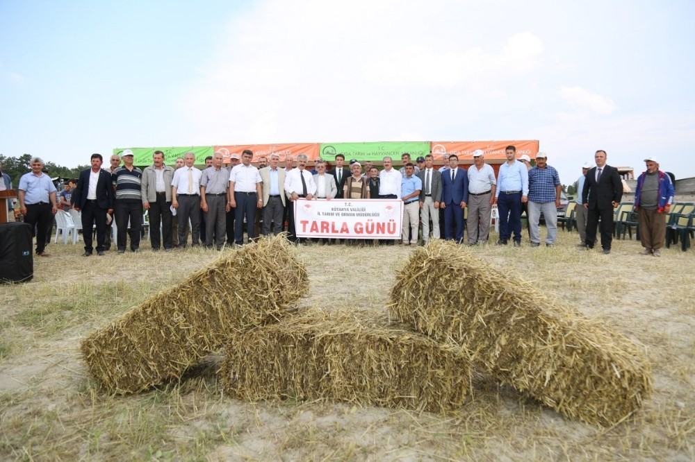 Kütahya İl Özel idaresi üreticinin yanında 