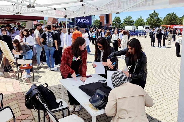 Kütahya OSB, DPÜFEST 24’te gençlerle buluştu