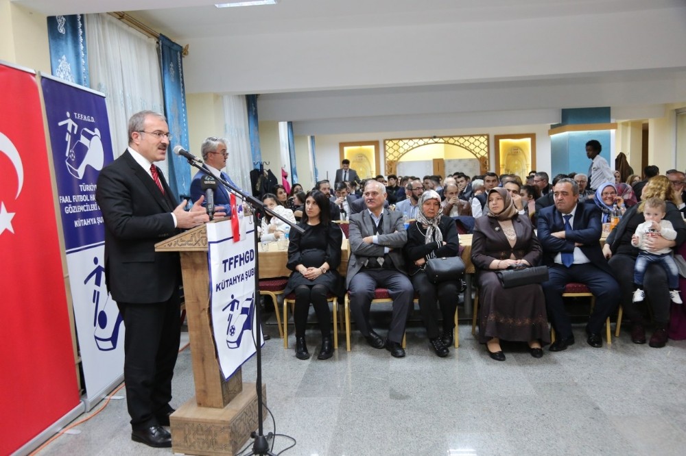 Kütahya protokolü, TFFHGD Kokart Gecesi’ne katıldı 