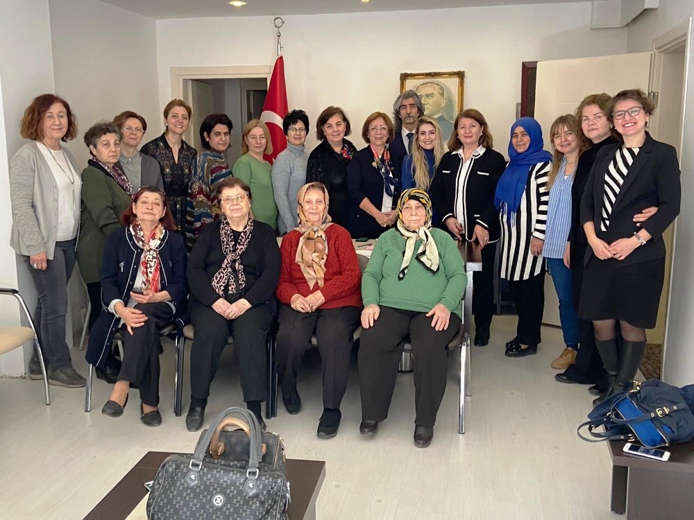 Kütahya Yardım Sevenler Derneği’nde Balaban, güven tazeledi 