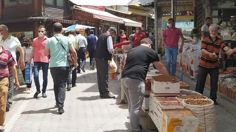 Kütahya’da bayram alışverişi 
