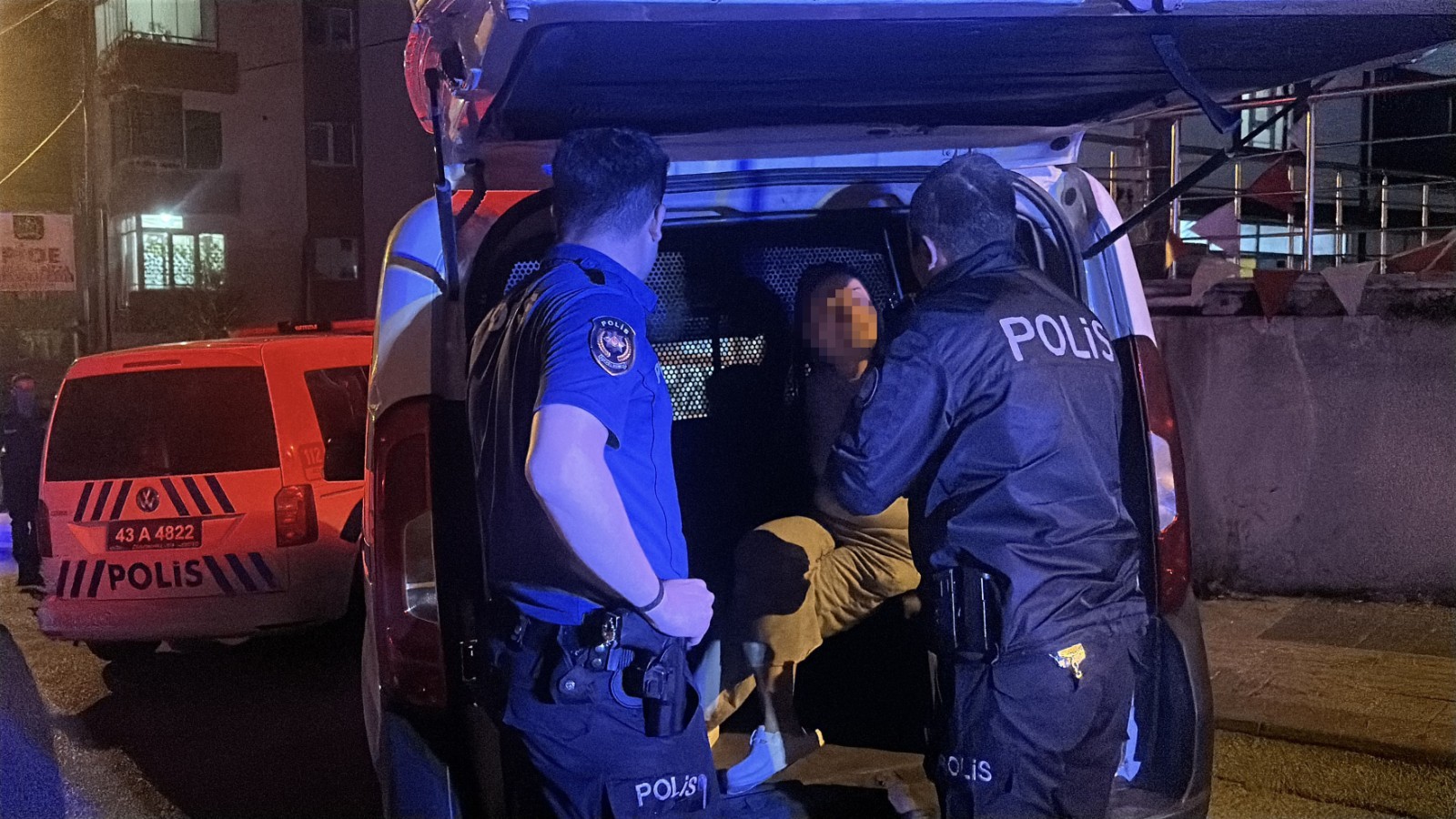 Kütahya’da dehşet! Bir kadın sevgilisi için annesini rehin aldı