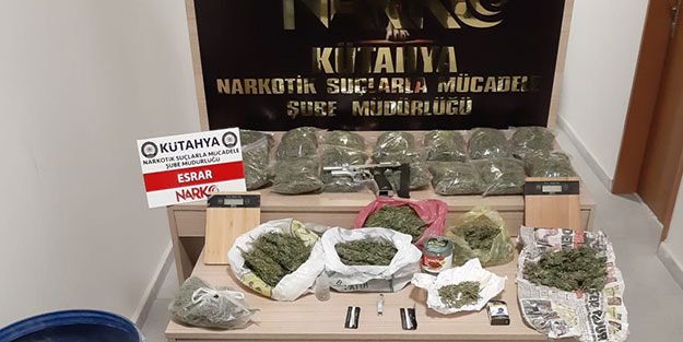 Kütahya'da evinde 7 kilogram uyuşturucu bulundu! Tutuklandı