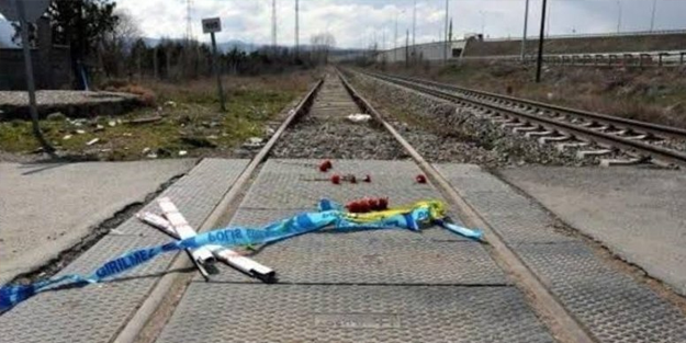 Kütahya'da feci kaza! Telefonla konuşurken tren çarptı