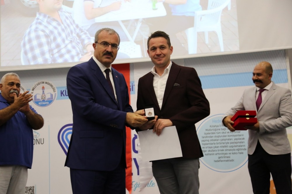 Kütahya’da kan bağışçıları ödüllendirildi 