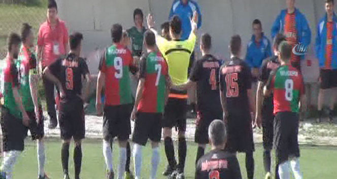 Kütahya'da önce kavga ettiler sonra şakalaştılar