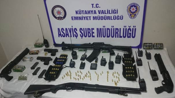 Kütahya'da 'polis telsizi' operasyonu!