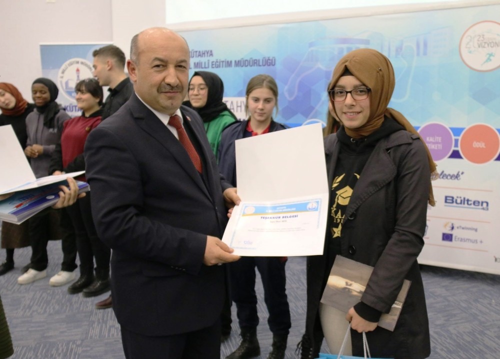 Kütahya’da şiir dinletisi 