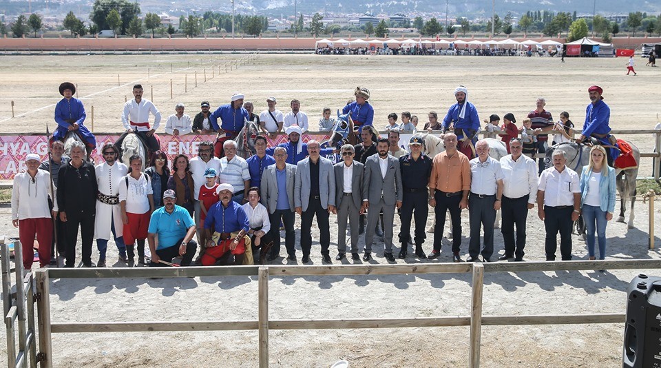 Kütahya’da Türk Oyunları Festivali 