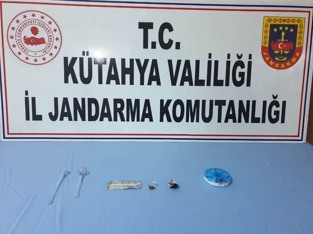 Kütahya’da uyuşturucu operasyonu: 2 gözaltı 