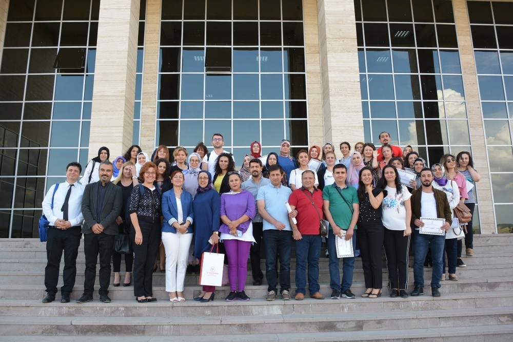 Kütahya’da Yoğun Bakım Enfeksiyonlarını Önleme Sempozyumu 