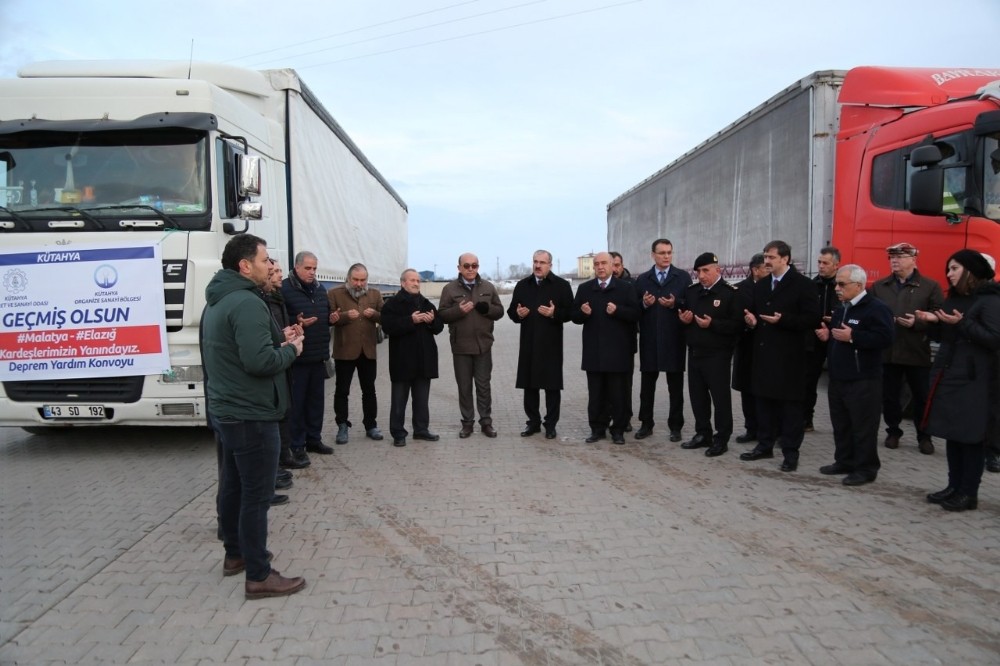Kütahya’dan Elazığ ve Malatya’ya yardım tırları uğurlandı 