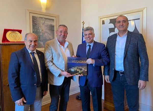 KUTO Yönetimi, başkonsolos ile görüştü