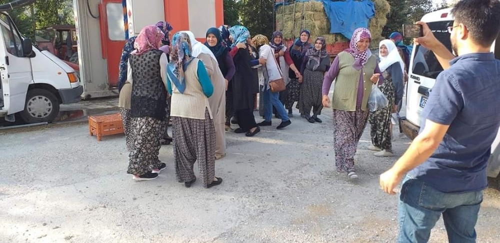 Kutsal topraklardan dönen hacılar dualarla karşılandı 