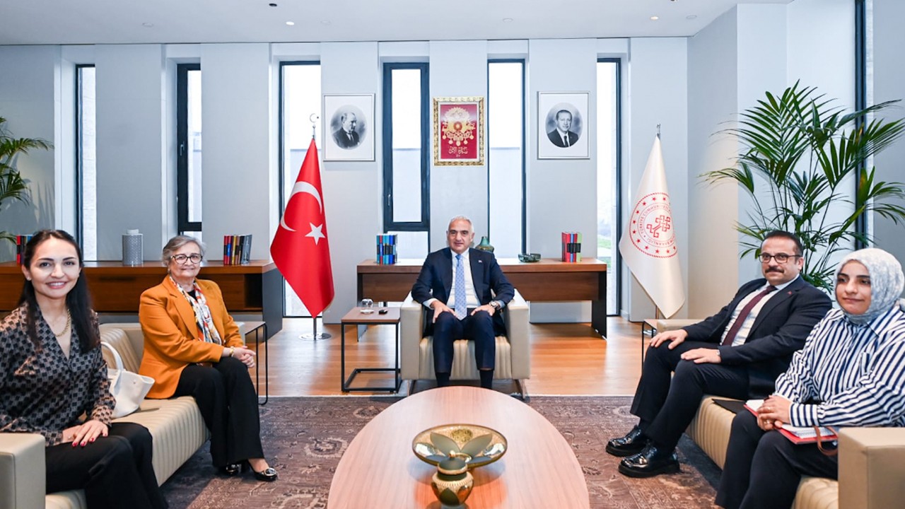 Kütüphaneler için güç birliği: Bakan Nuri Ersoy'dan yeni nesil model vurgusu