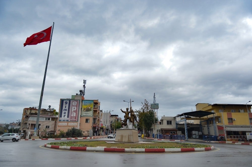 Kuvayımilliye Anıtı eski yerine kavuştu 