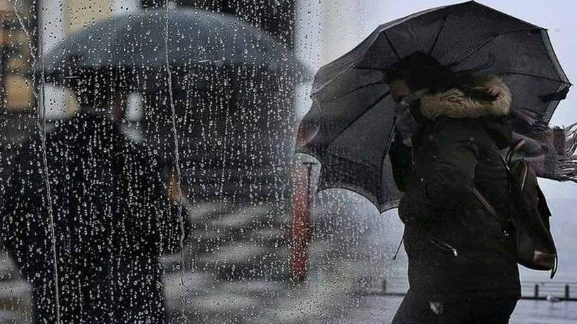 Kuvvetli sağanak uyarısı! Meteoroloji şemsiyesiz çıkmayın dedi
