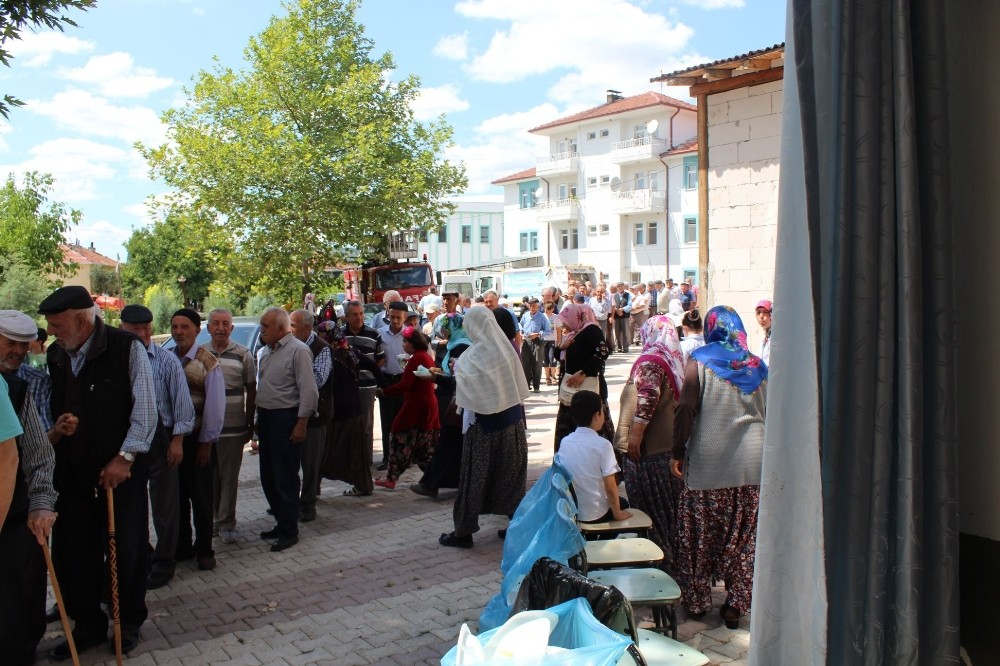Kuyruğun sonu gelmedi 