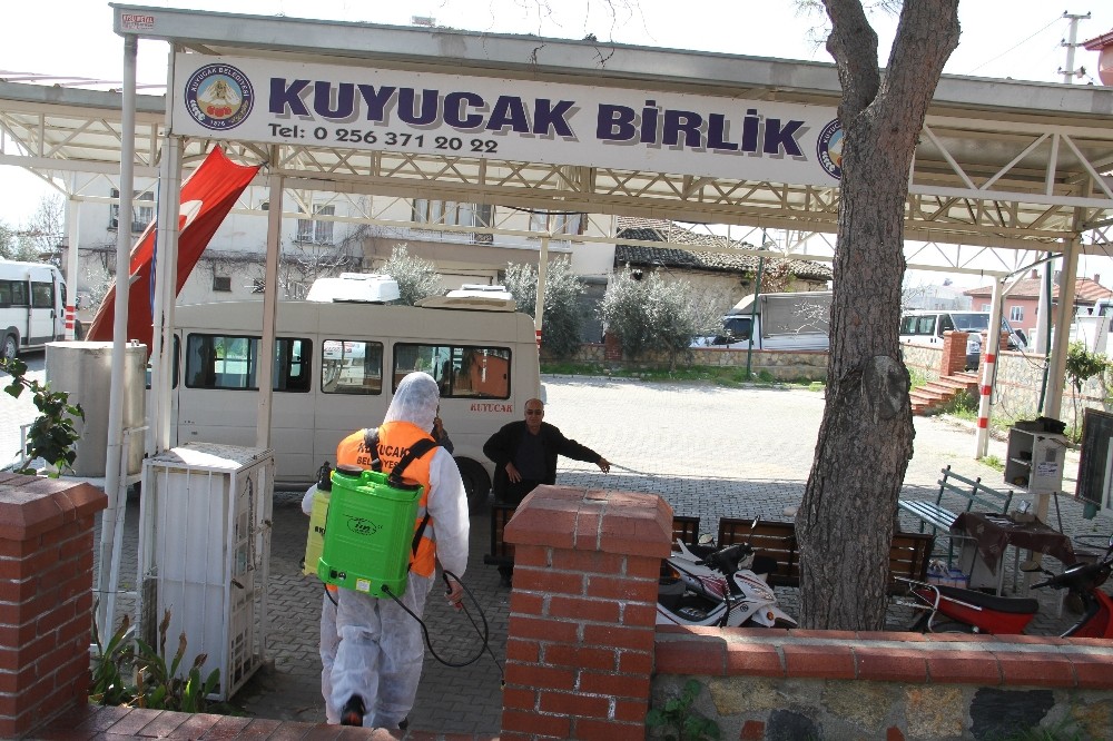 Kuyucak’ta ortak yaşam alanları dezenfekte edildi 