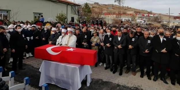 Kuzey Irak şehidi toprağa verildi