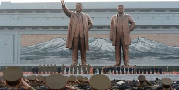 Kuzey Kore'de ülkenin kurucu lideri Kim Il-sung anıldı