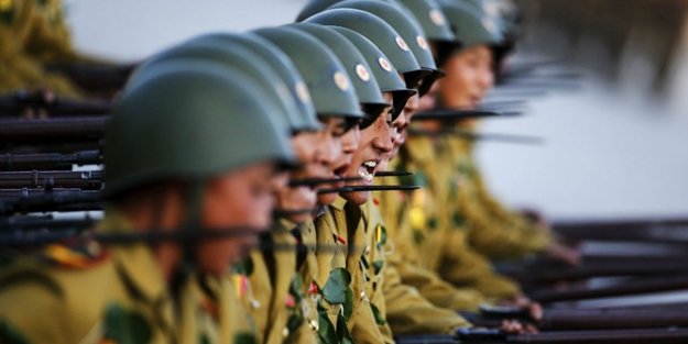 Bu ülkede zorunlu askerlik tam 10 yıl!