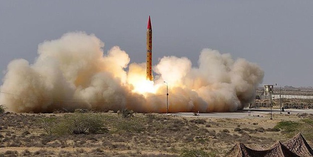 Kuzey Kore'den flaş açıklama: Ateşe körükle gitmemeyi tavsiye ediyoruz