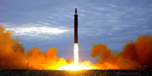 Kuzey Kore'den karşılık! Balistik füze fırlattılar