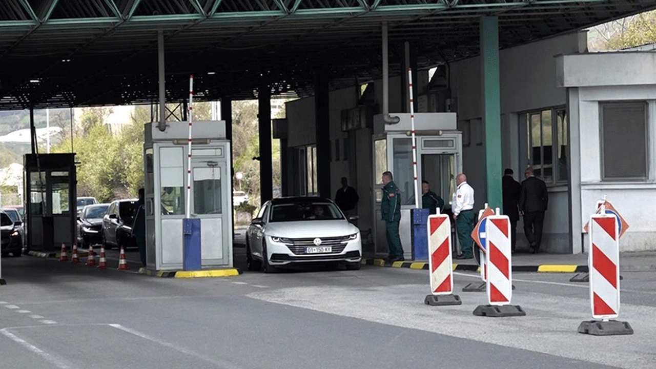 Kuzey Makedonya ile Kosova arası yeniden ulaşıma açıldı