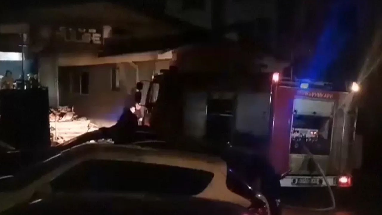 Kuzey Makedonya’da 59 kişinin öldüğü gece kulübünün sahibine ait kafeye saldırı