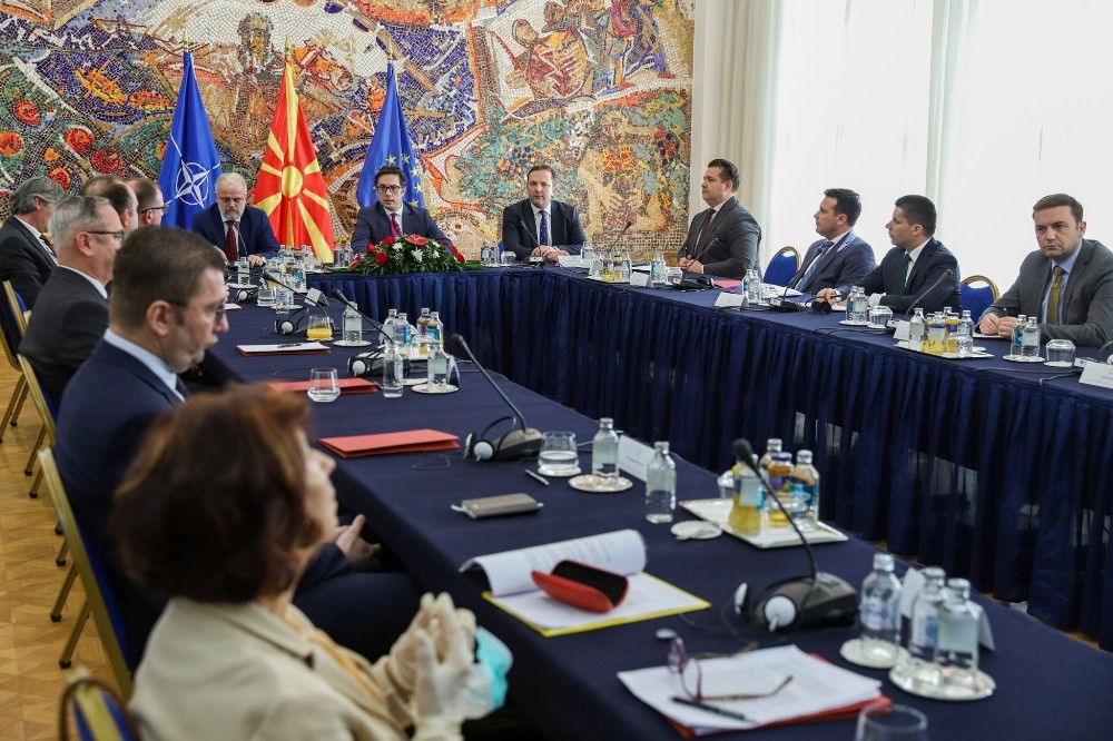 Kuzey Makedonya’da erken seçimler korona virüs krizi nedeniyle ertelendi 