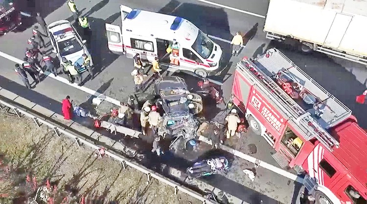 Kuzey Marmara Otoyolunda feci kaza