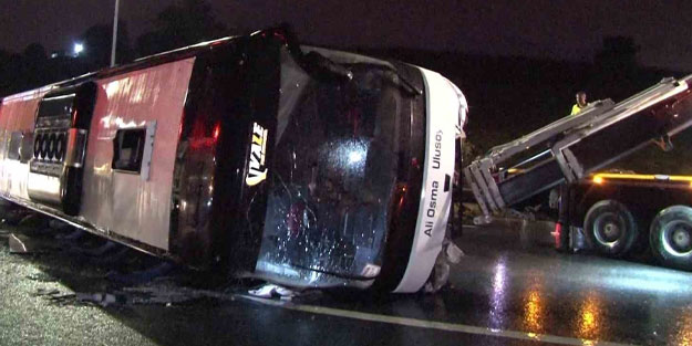 Kuzey Marmara Otoyolu'nda otobüs devrildi