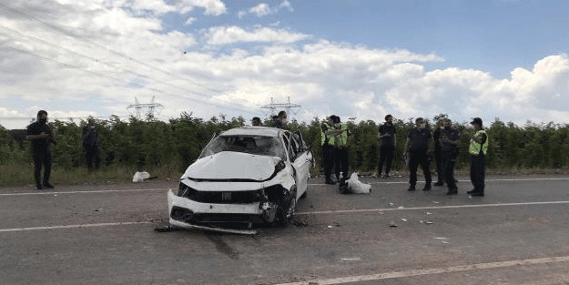 Kuzey Marmara Otoyolu'nda otomobil devrildi