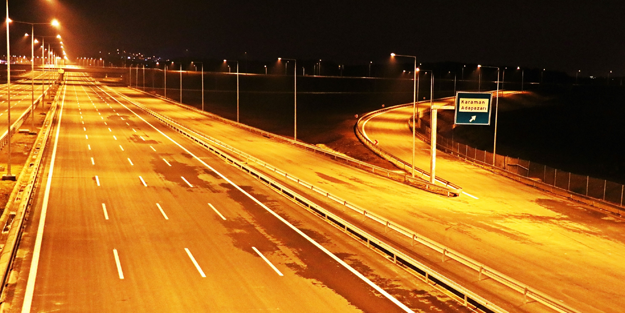 Dev projenin gece görüntüsü hayran bıraktı
