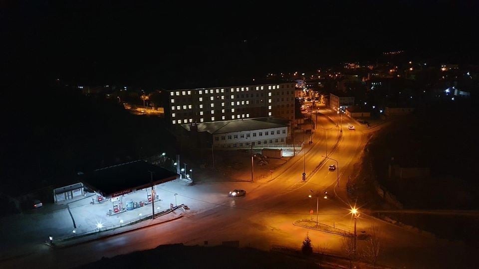 KYK binasına gece yazılan Emet yazısı ilgi gördü 