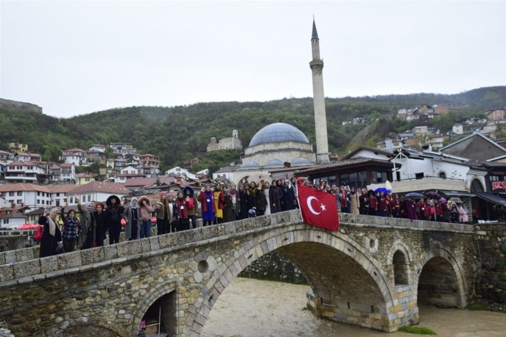 KYK öğrencilerine Balkan gezisi 