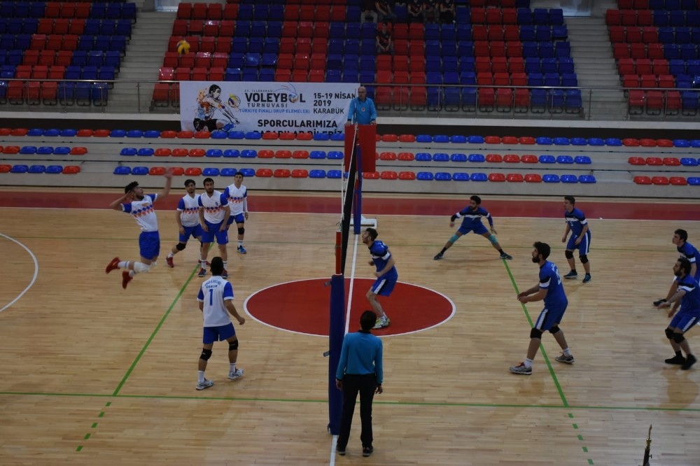 KYK Voleybol Türkiye finali grup eleme maçları Karabük’te başladı 